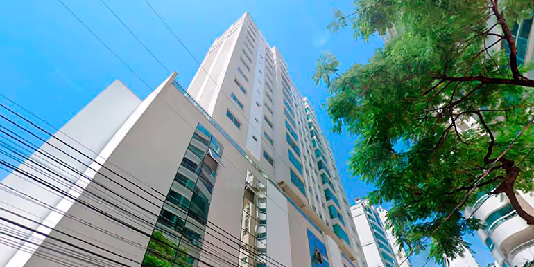 APARTAMENTO EDIFICIO QUATRO ESTAÇÕES BALNEARIO CAMBORIU