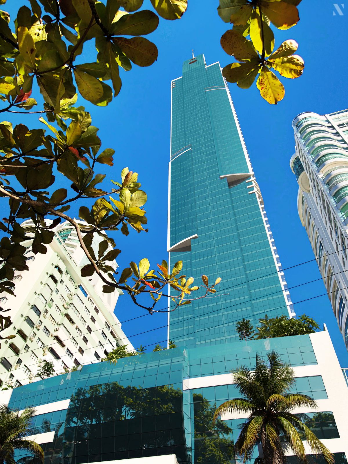 APARTAMENTO EDIFICIO ONE TOWER