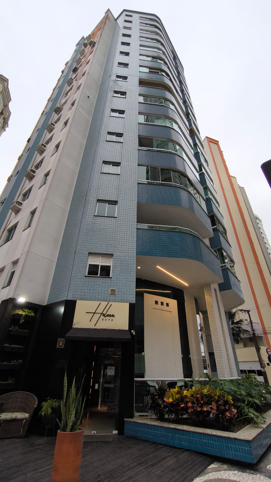 APARTAMENTO QUADRA MAR — foto 2