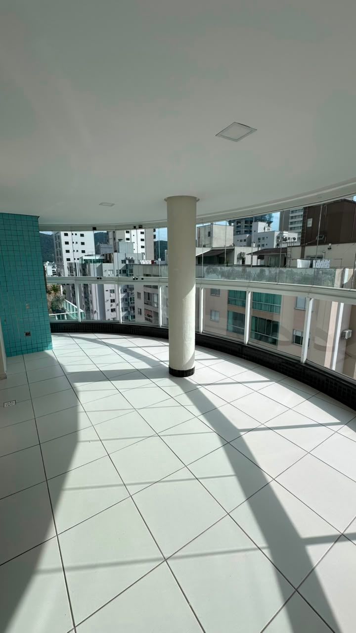 APARTAMENTO EDIFICIO TURQUESA — foto 2