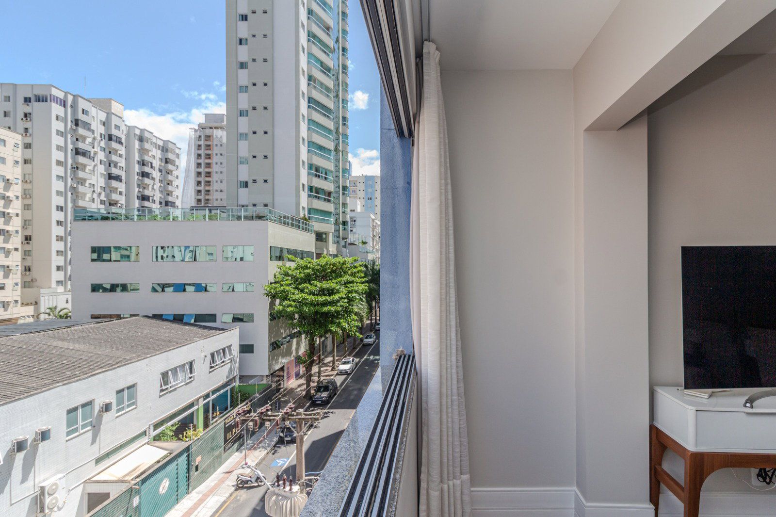 APARTAMENTO EDIFICIO PRAIA DE ITAPARICA — foto 2